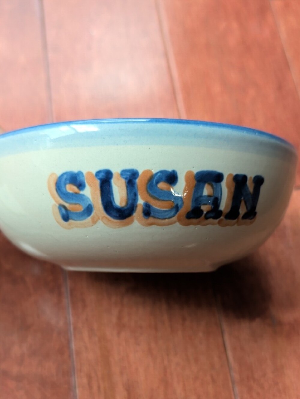 M. A. Hadley hand-painted ceramic plate and bowl set - "Susan" - Picture 6 of 8